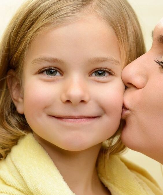 Maria Montessori: Ascultă părerile copilului şi răspunde-i