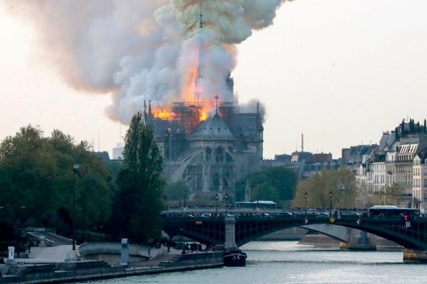 Notre Dame, în flăcări – 15 aprilie 2019