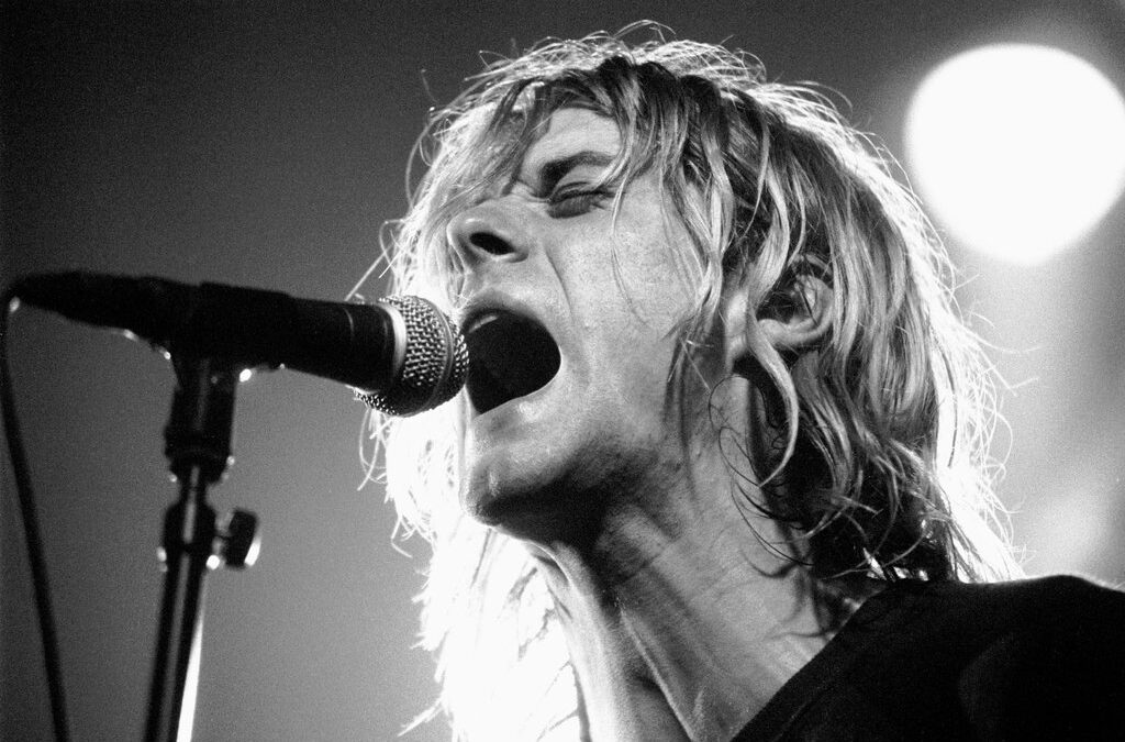 Kurt Cobain – Mai bine arzi tot, decât să te stingi încet…
