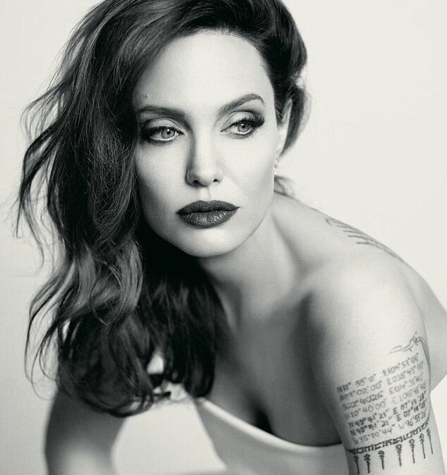 Angelina Jolie: „Lasă-mă să-ți văd sufletul”